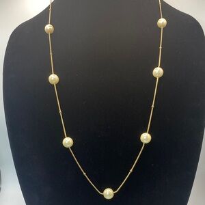 Vintage Avon Gold Tone Faux Pearl Pearl Chain Necklace